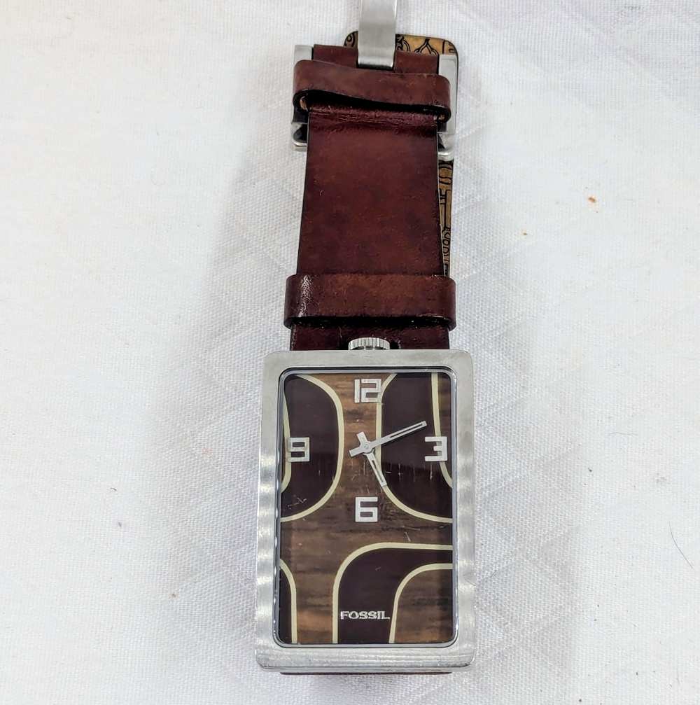 Rare Fossil JR-9470 Women's Leather Strap Wood Effect Wristwatch *34